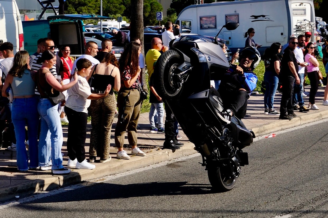 El rugido de las dos ruedas