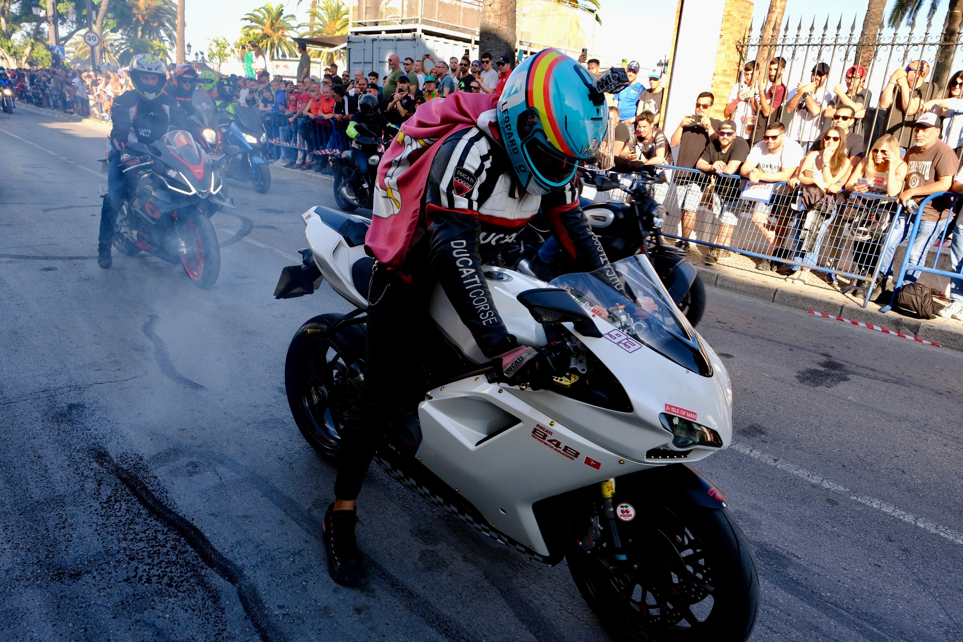 El rugido de las dos ruedas