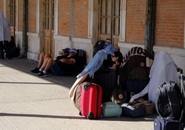 El servicio ferroviario en Cádiz está suspendido y no hay previsión de reactivación a corto plazo