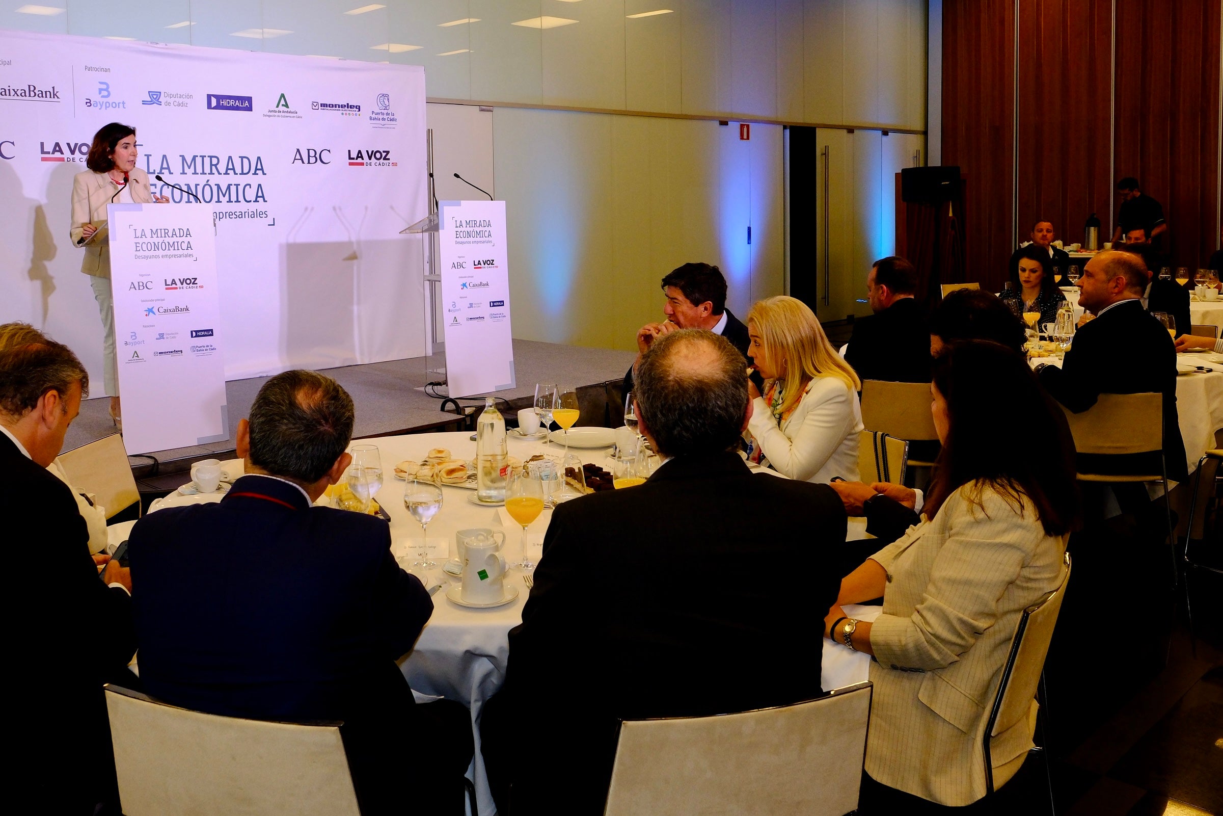 La consejera de Empleo, Rocío Blanco, en La Mirada Económica de ABC y LA VOZ de Cádiz