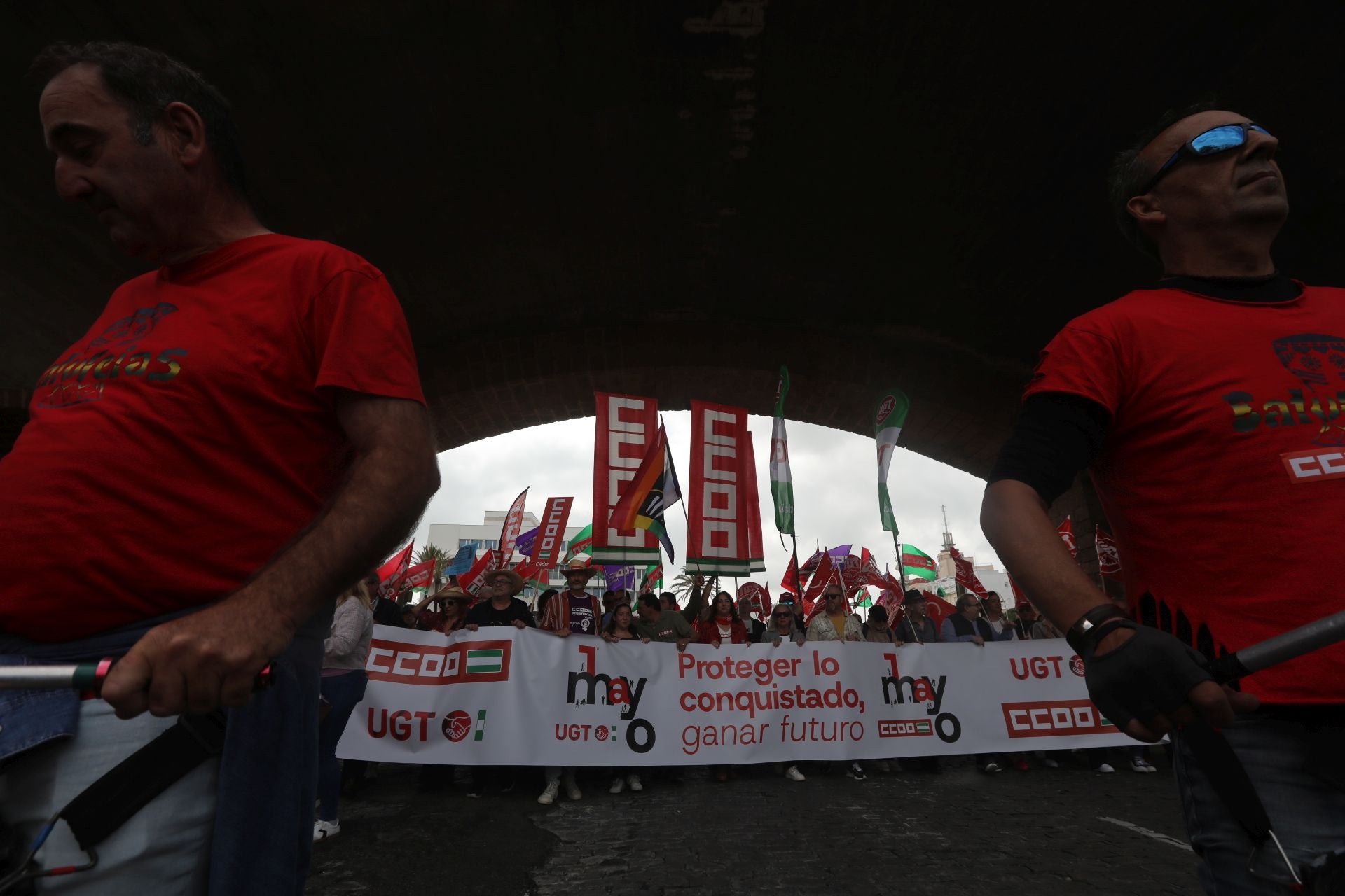 Fotos: Así han sido las dos manifestaciones del Primero de Mayo en Cádiz