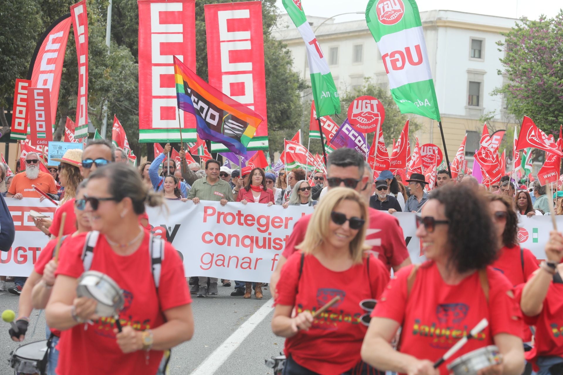 Fotos: Así han sido las dos manifestaciones del Primero de Mayo en Cádiz