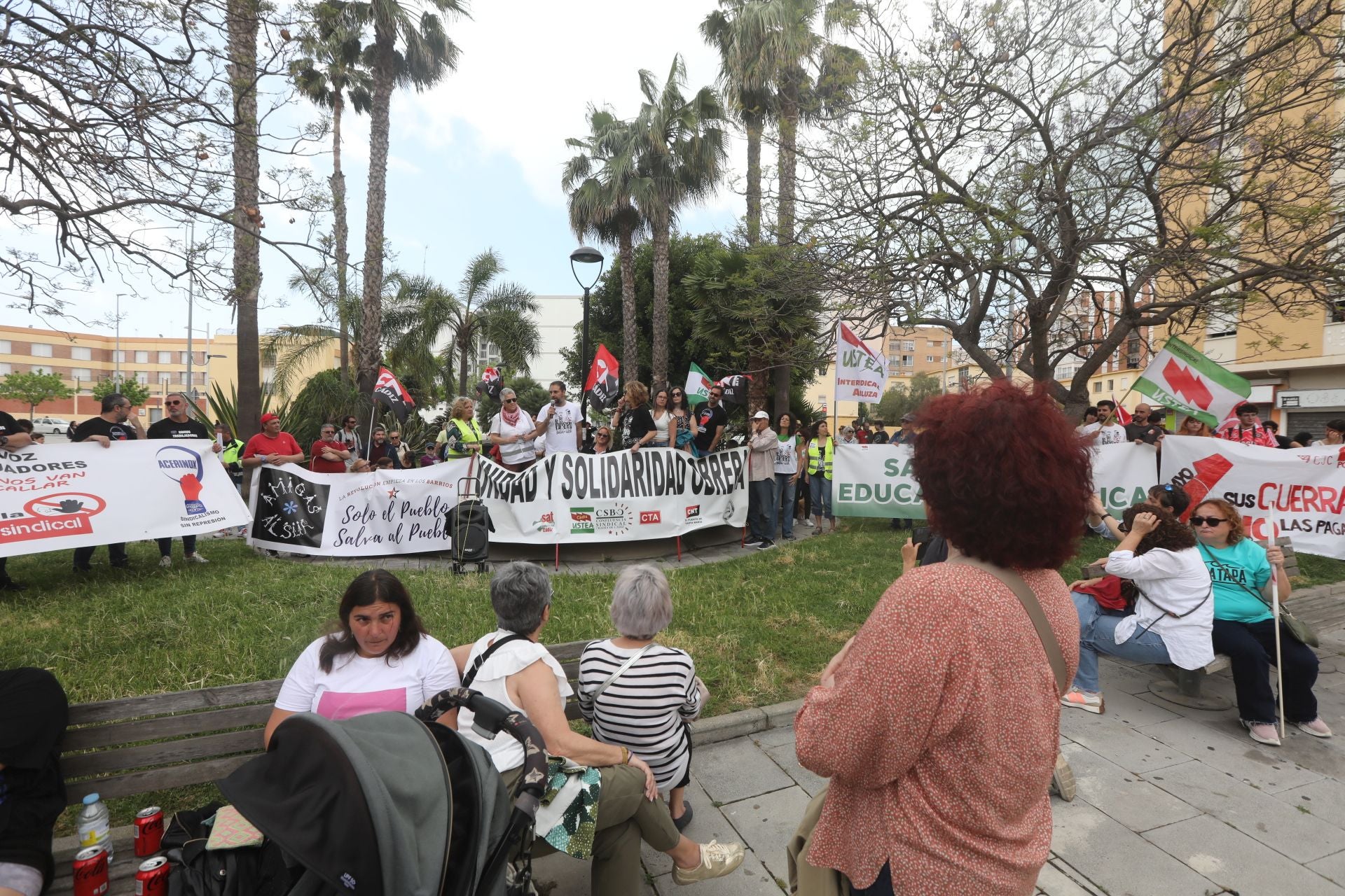 Fotos: Así han sido las dos manifestaciones del Primero de Mayo en Cádiz