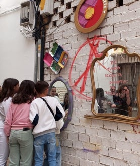 Imagen secundaria 2 - Lleno en la cita con la música y la cultura del Trebufestival