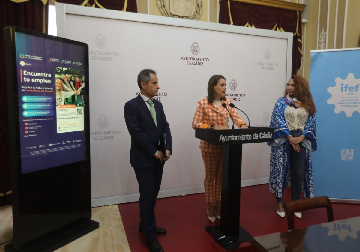 Cádiz presenta las tres nuevas Lanzaderas de Empleo, que comenzarán en junio