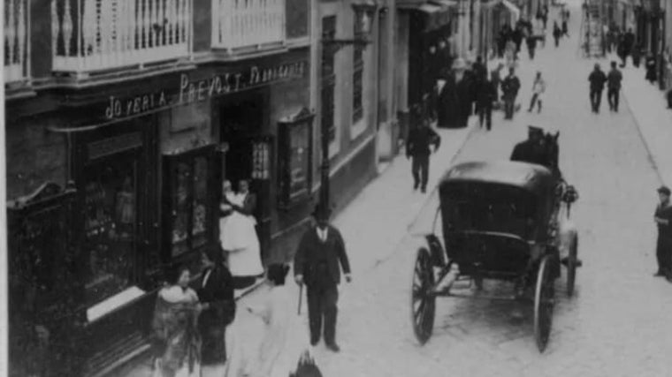 Imagen de la Joyería Prevost, en la calle Ancha de Cádiz
