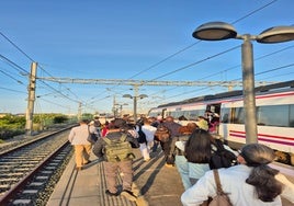 La avería en un tren de cercanías de la línea Cádiz-Jerez provoca retrasos y cancelaciones