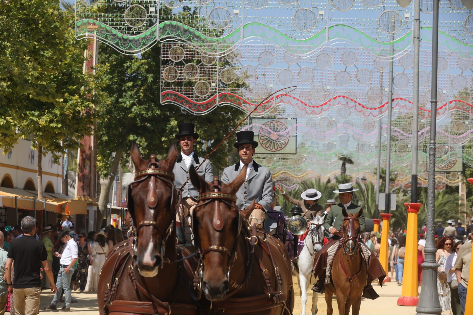 Fotos: Gran ambiente en el domingo de Feria de Jerez