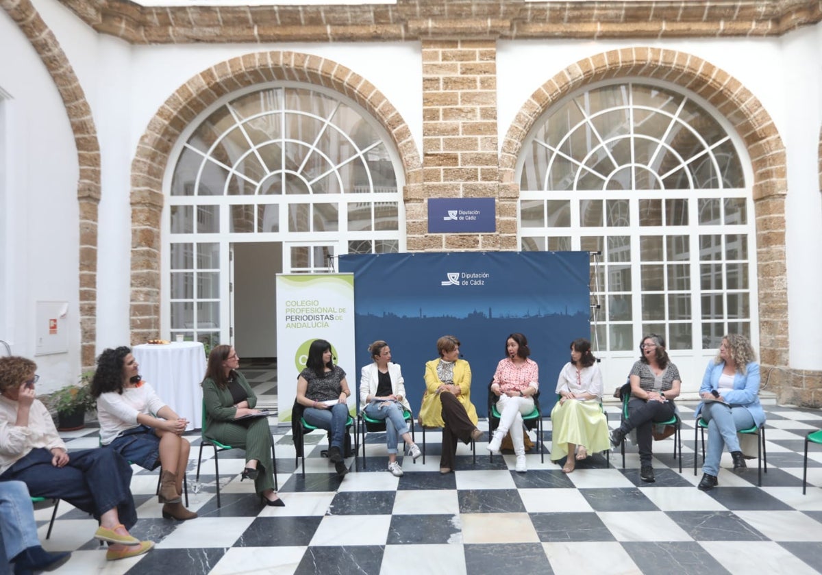 Las 'Tertulias de la Pensadora' celebran su primera edición