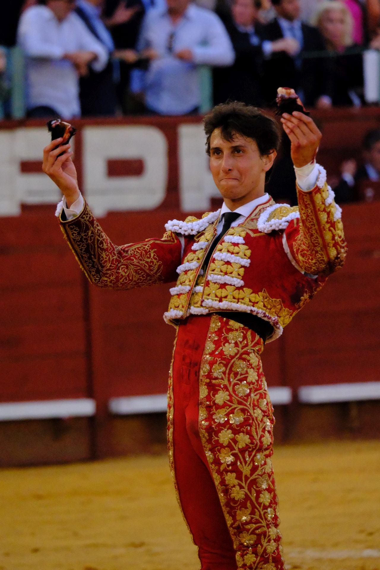 Fotos: Talavante y Roca Rey brillan en Jerez