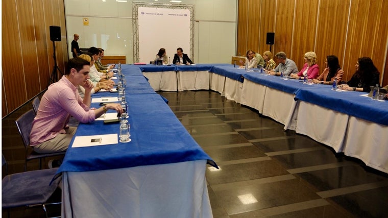 Reunión política Cádiz-Málaga en el Parador