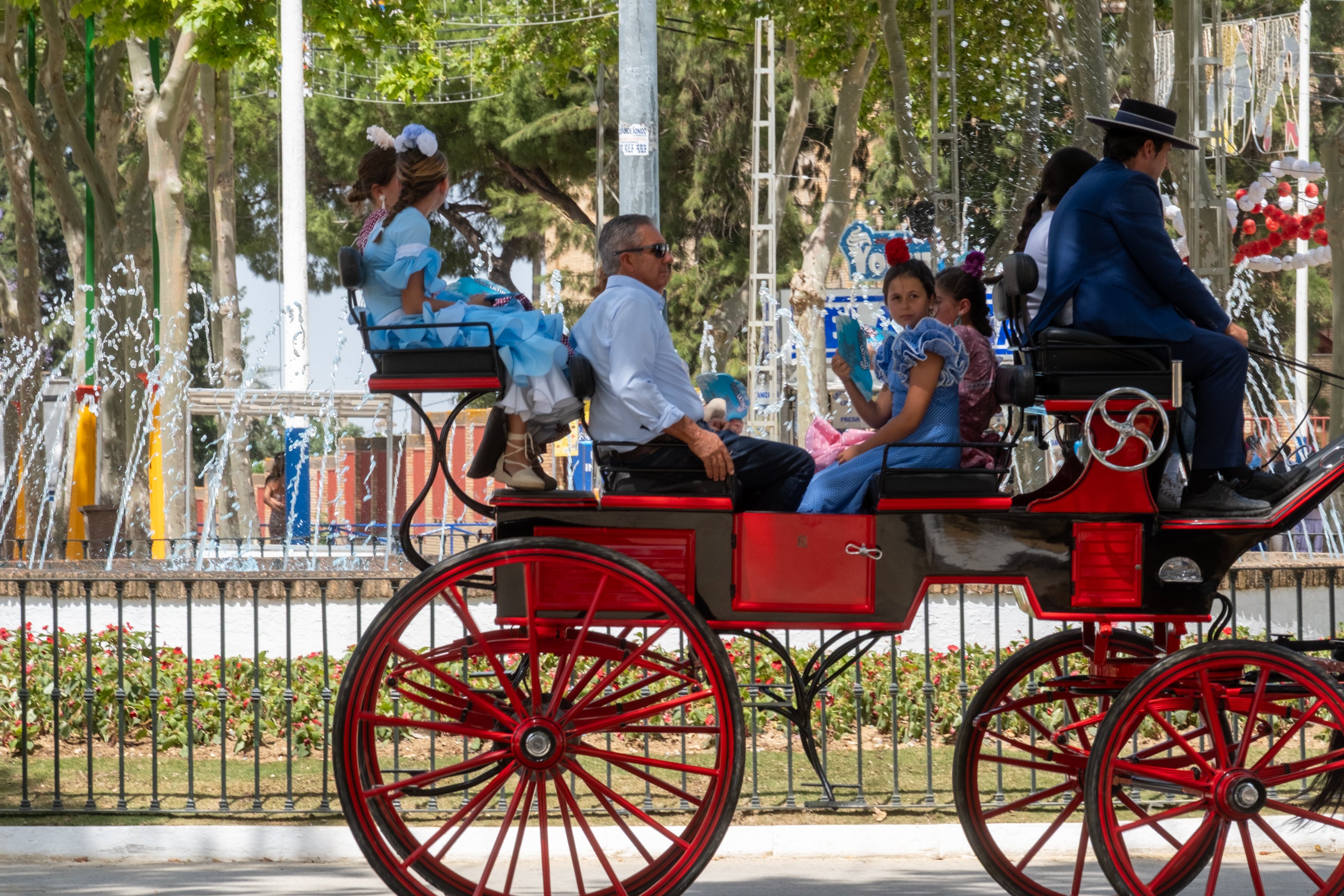 El calor marca el jueves de Feria en El Puerto