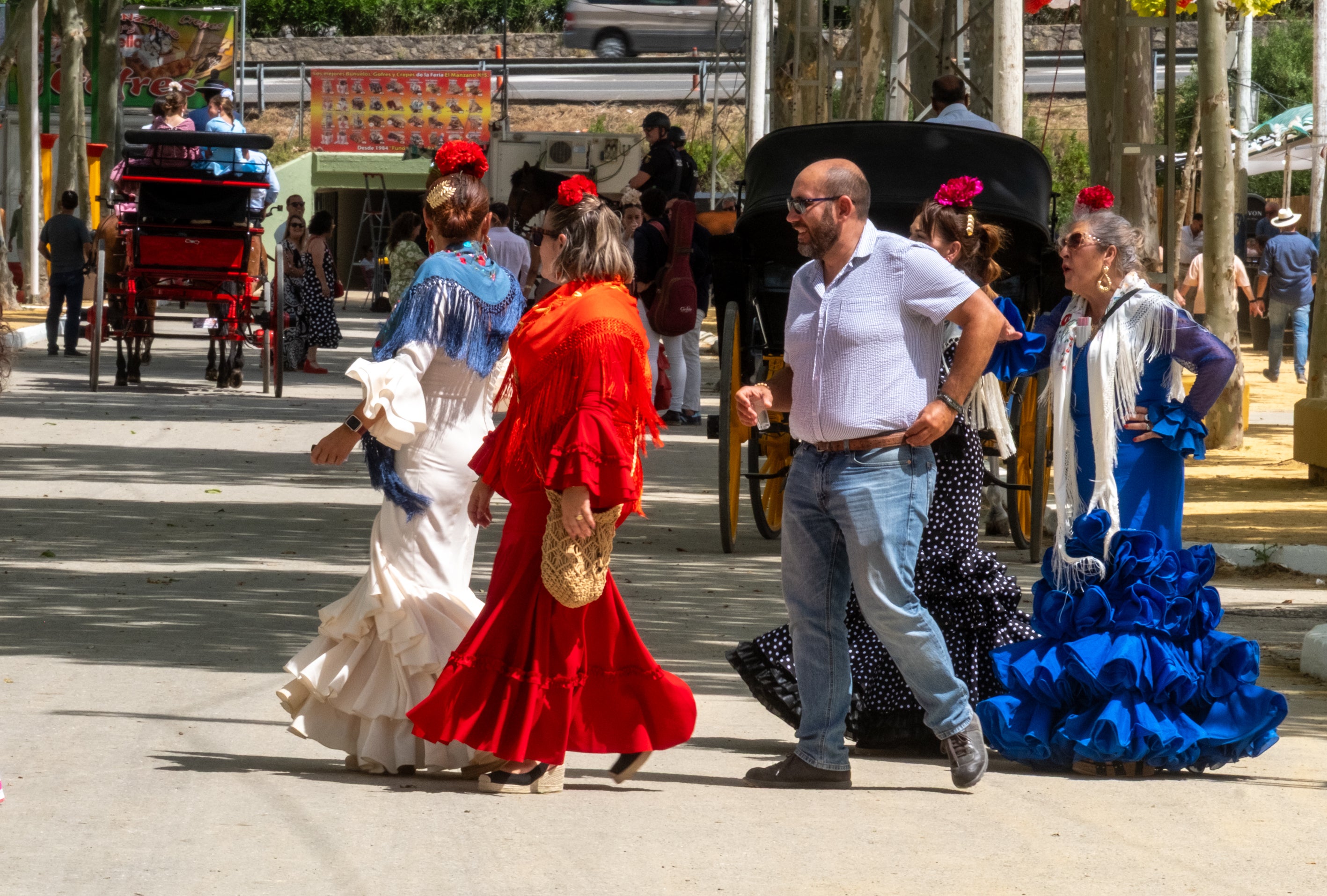El calor marca el jueves de Feria en El Puerto