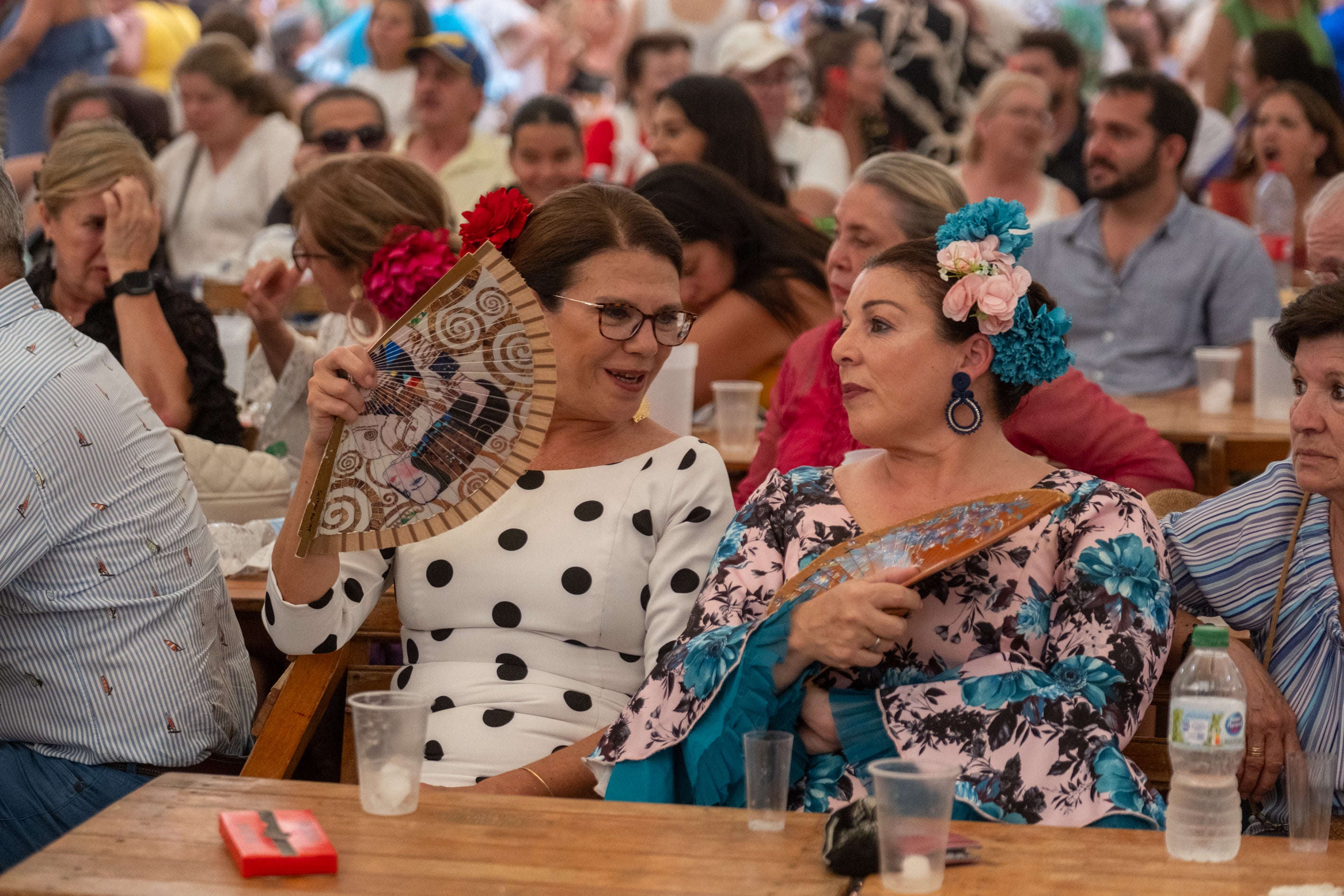 El calor marca el jueves de Feria en El Puerto