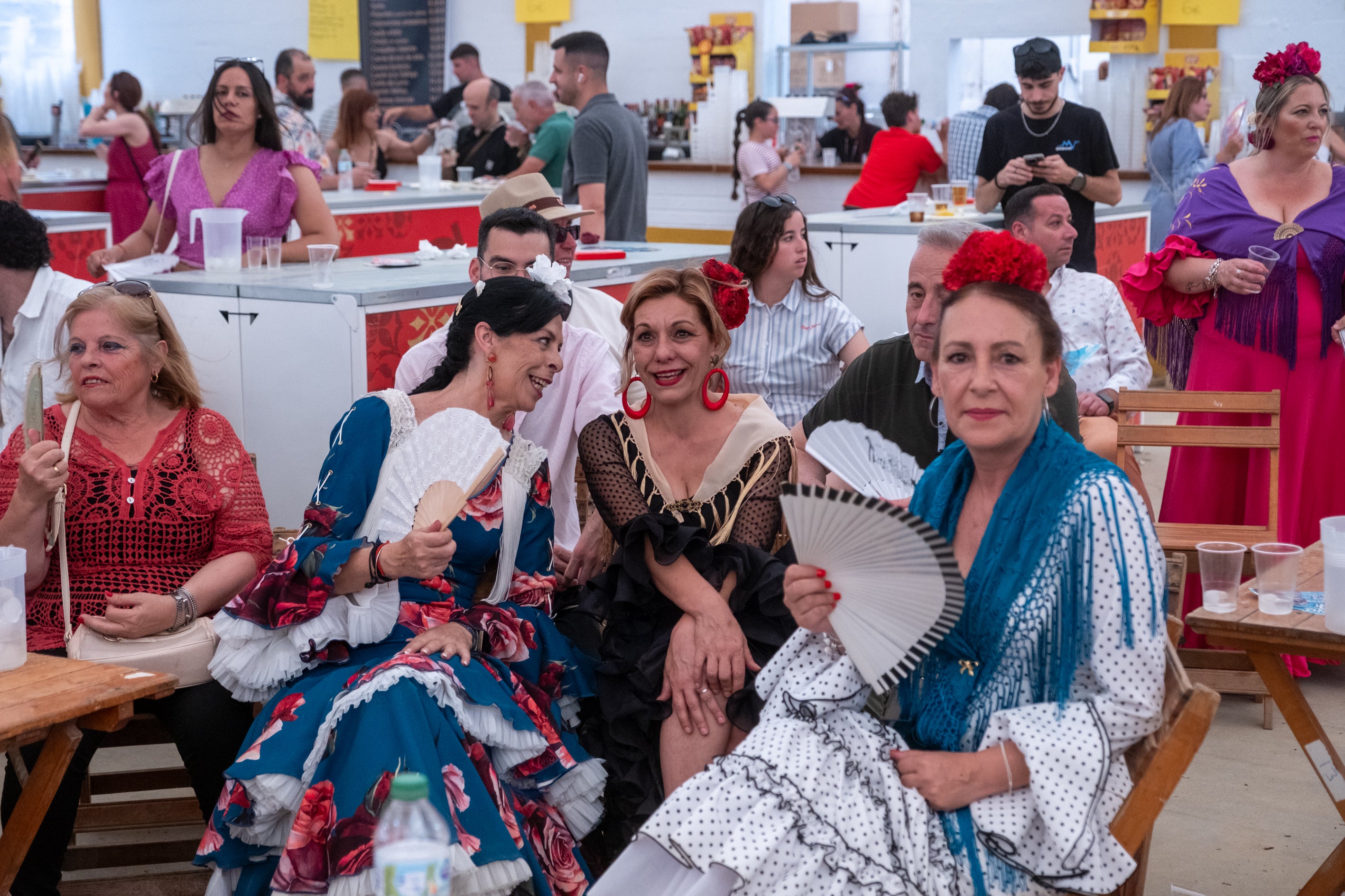 El calor marca el jueves de Feria en El Puerto