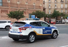 Jornada conflictiva en Cádiz: robos, incendios y armas blancas en varias intervenciones policiales