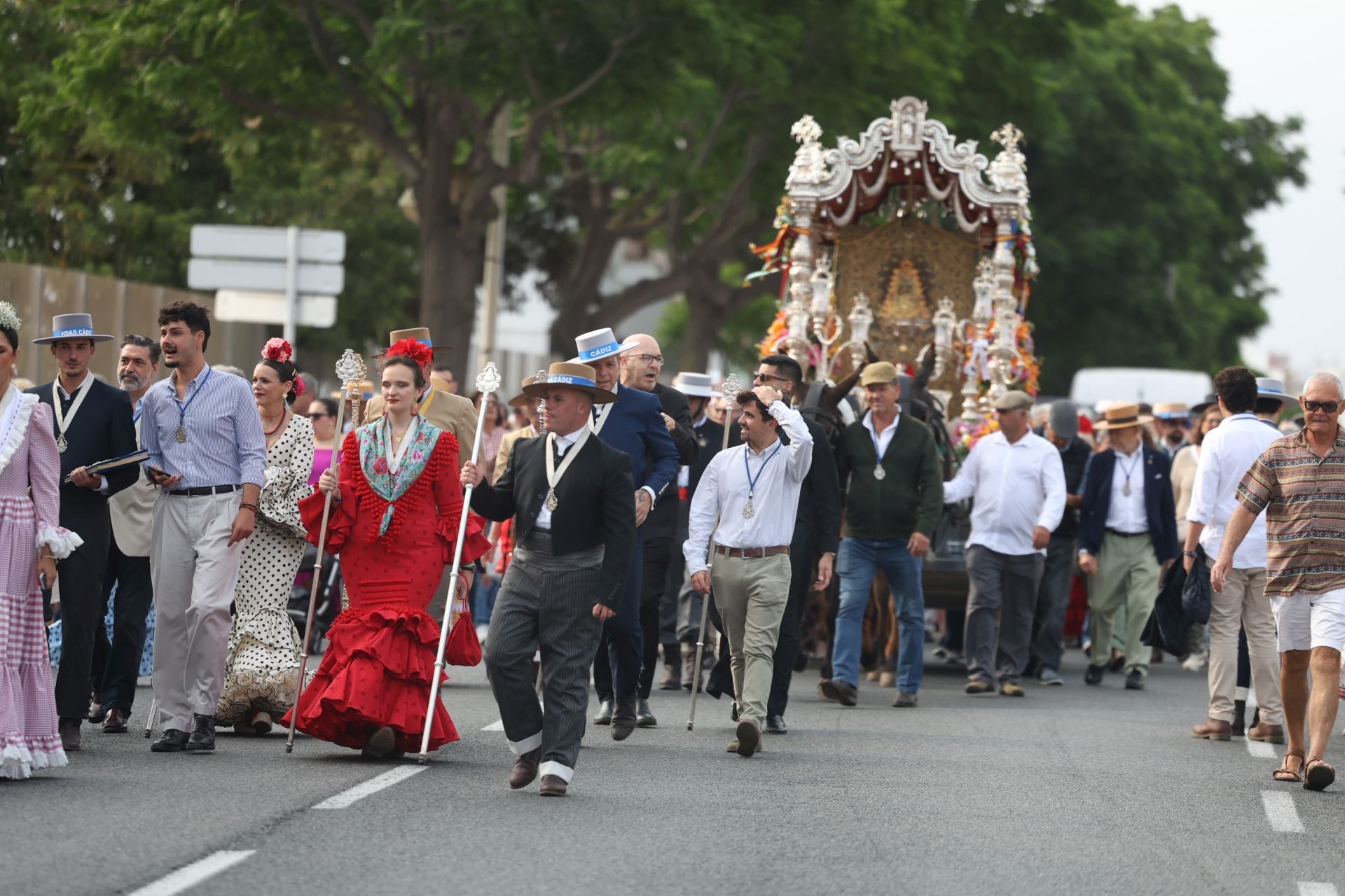 Fotos: La hermandad del Rocío de Cádiz, camino de la aldea