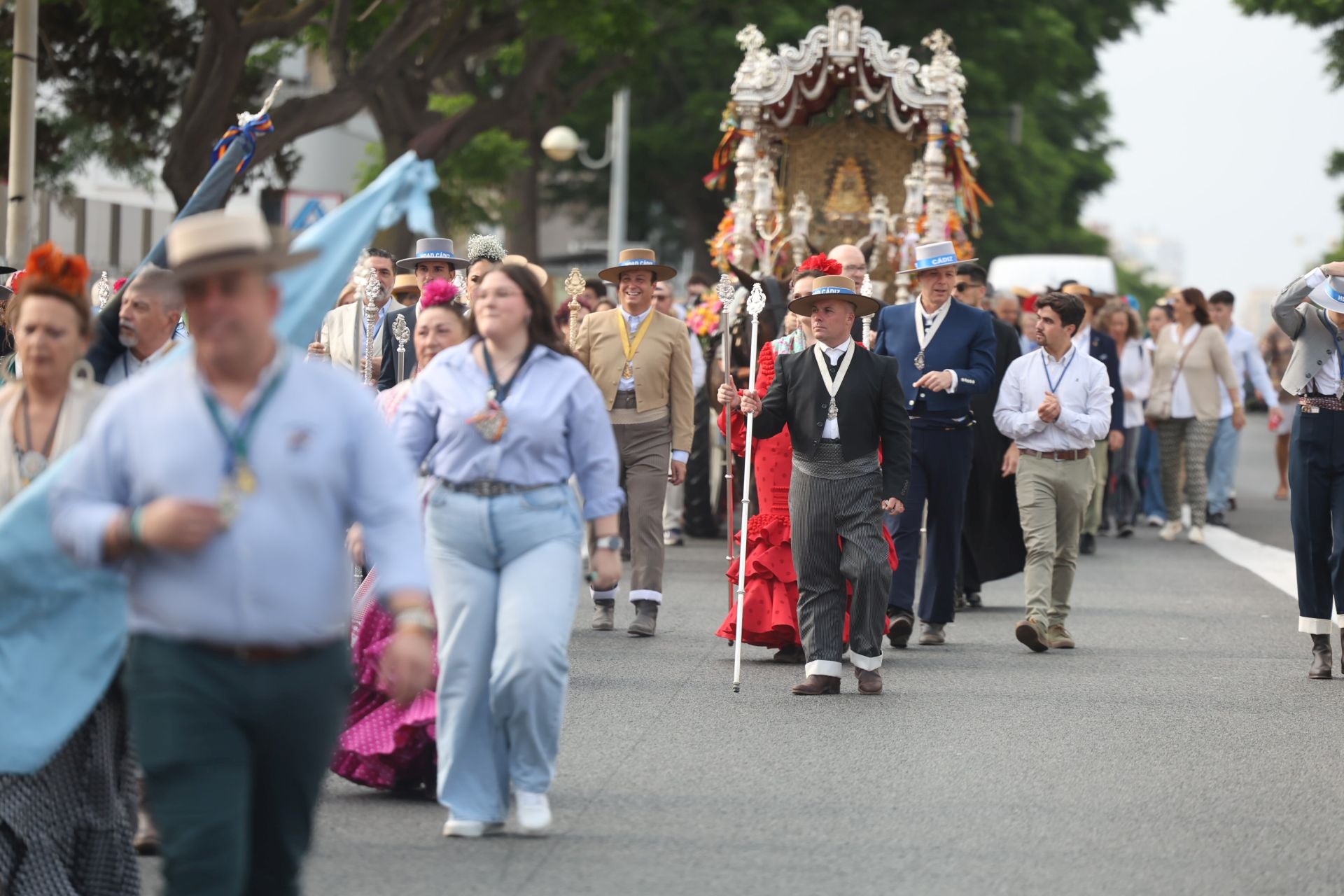 Fotos: La hermandad del Rocío de Cádiz, camino de la aldea