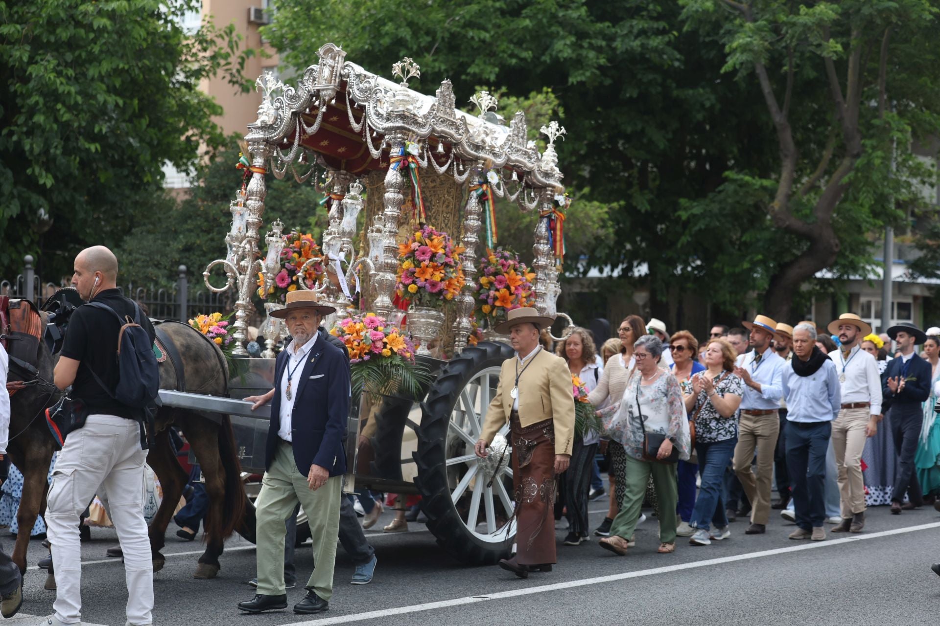Fotos: La hermandad del Rocío de Cádiz, camino de la aldea
