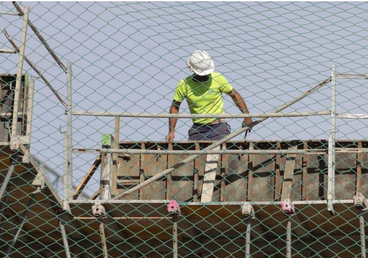 La construcción genera empleo en Cádiz pero no se refleja en la construcción de nuevas viviendas