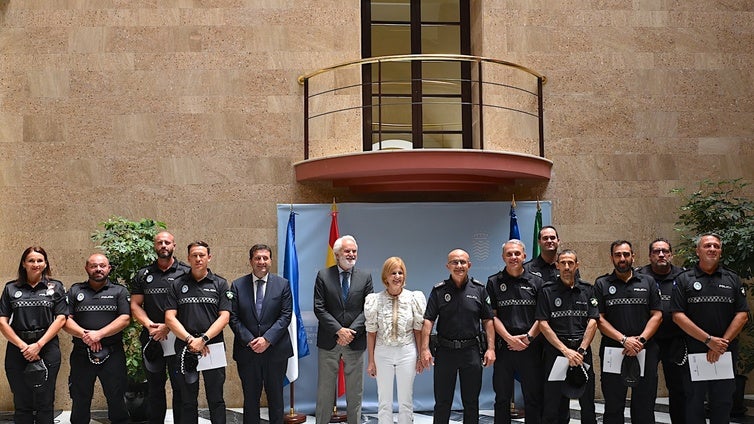 Ocho nuevos Policías Locales toman posesión de su plaza en Jerez