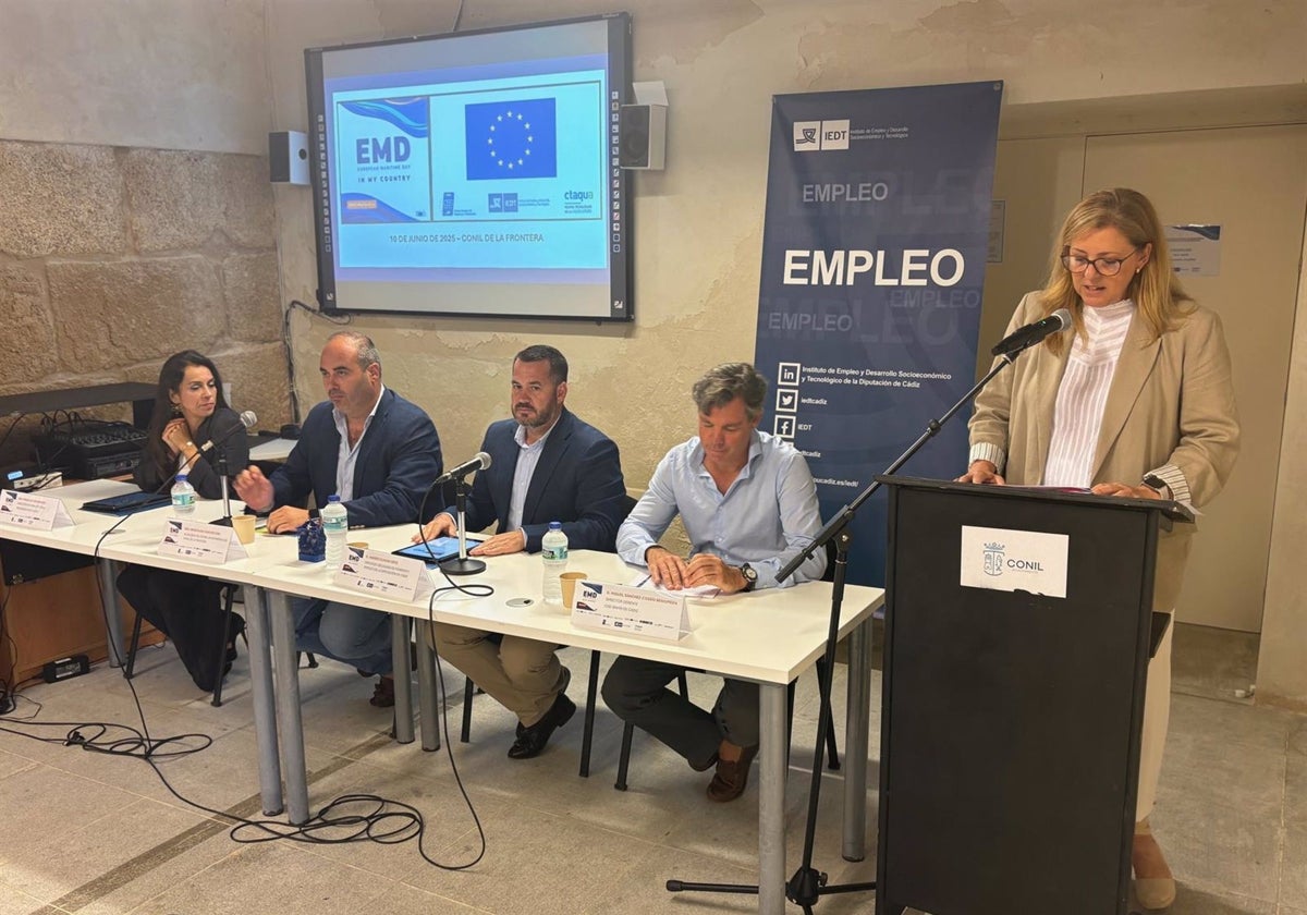 Diputación de Cádiz explora cómo crear empleos a través de la economía azul