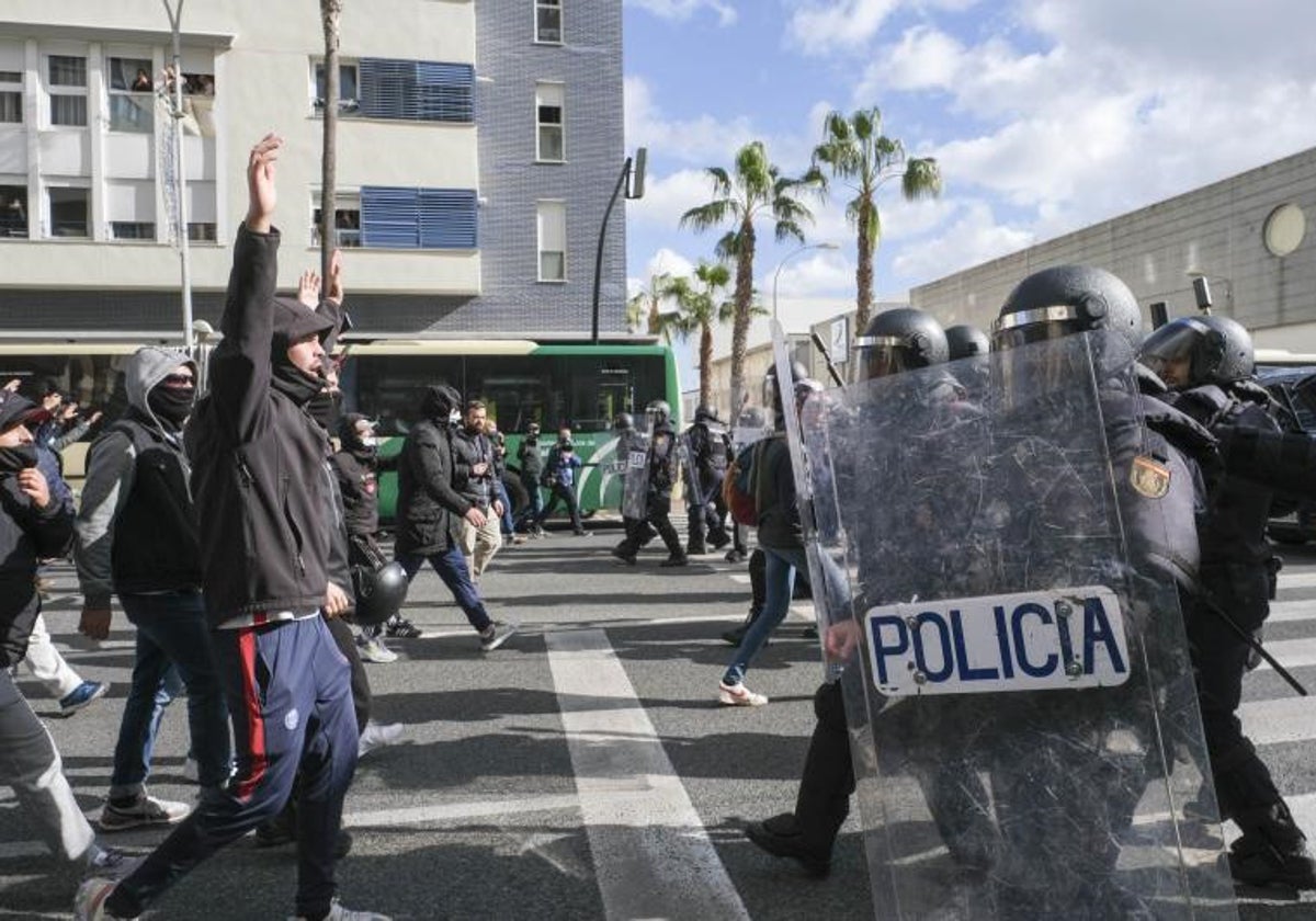 Imagen de una de las protestas en noviembre de 2021 en Cádiz capital
