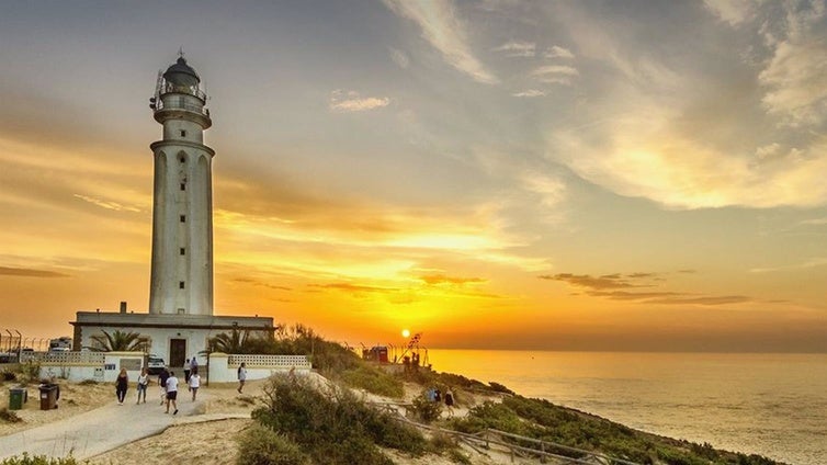 El Ministerio de Cultura incoa expediente para declarar el Faro de Trafalgar como Bien de Interés Cultural