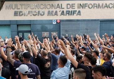 Huelga del metal: cortada la carretera de salida de Cádiz en sentido Puerto Real