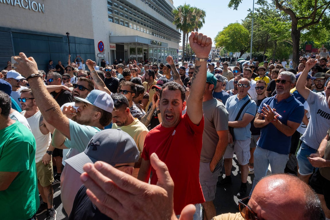 Fotos: Así ha sido la protesta de la huelga del metal en Cádiz de este miércoles