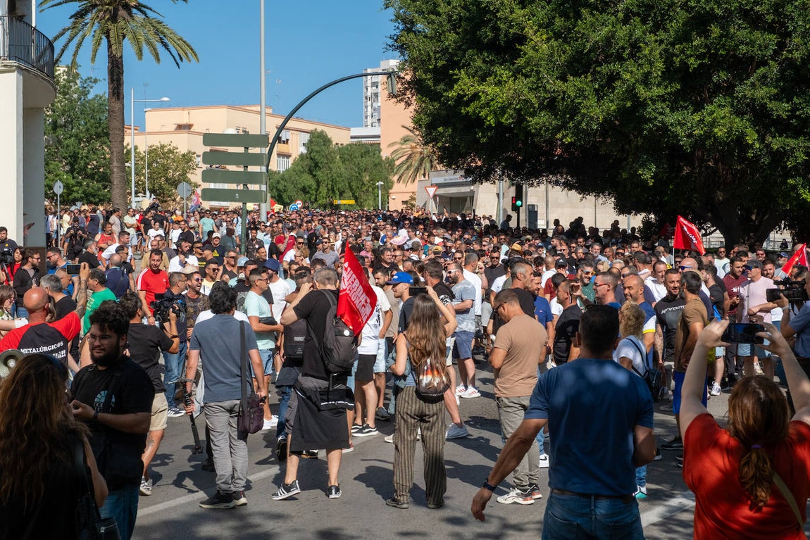 Fotos: Así ha sido la protesta de la huelga del metal en Cádiz de este miércoles