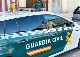 Roban un cordón de oro a una persona discapacitada en Los Barrios por el método del 'abrazo cariñoso'