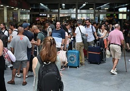 Tania Barcelona: «Hay personas que han pasado 12 horas en el tren sin agua ni aire acondicionado en plena ola de calor»