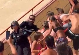 El Ayuntamiento de Cádiz toma medidas tras la trifulca playera y habrá refuerzo policial en Santa María del Mar