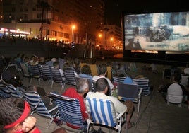 Estas son las películas que se emitirán en el cine de verano en la playa de Cádiz: fechas y horarios