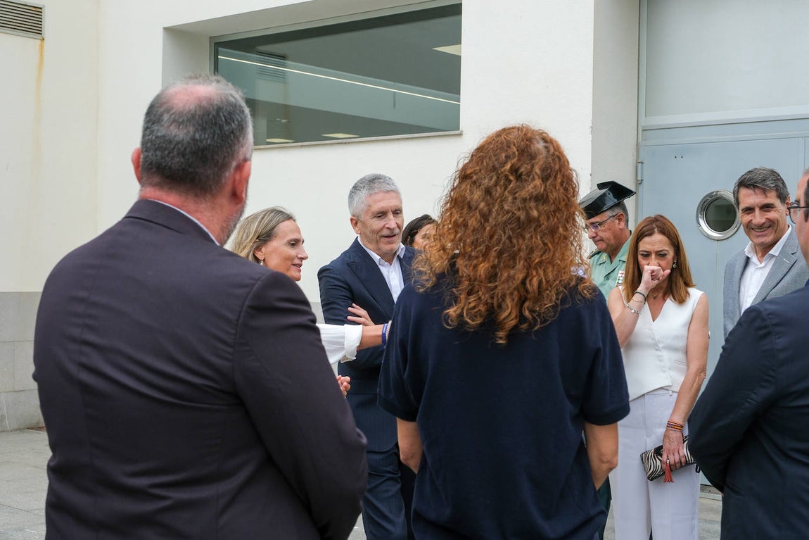 Fotos: Grande-Marlaska visita el puerto de Tarifa