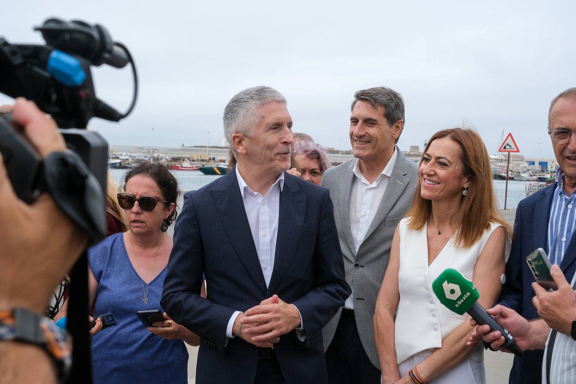 Fotos: Grande-Marlaska visita el puerto de Tarifa