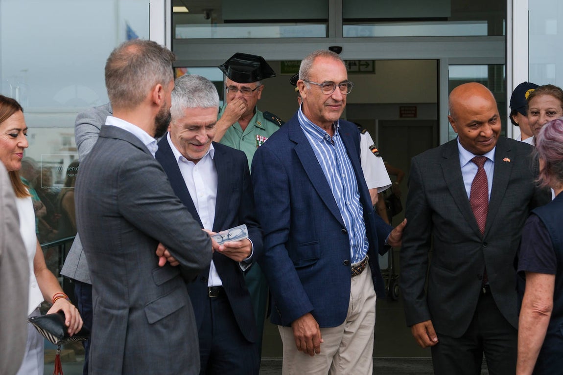 Fotos: Grande-Marlaska visita el puerto de Tarifa