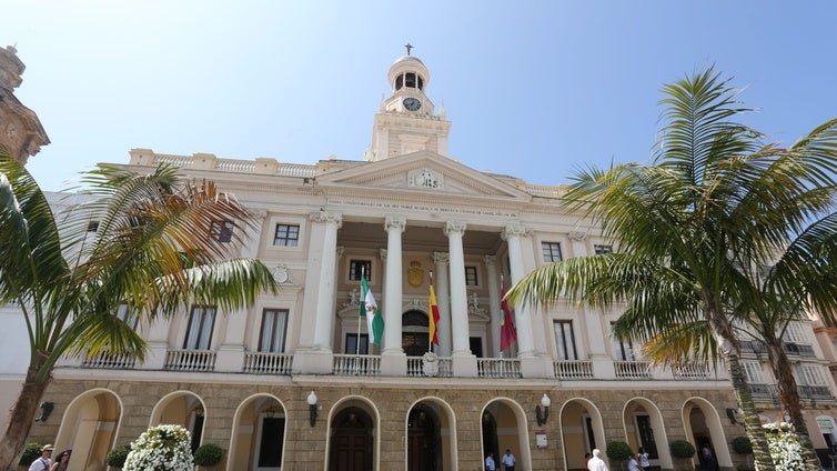 El Ayuntamiento de Cádiz avanza en la construcción del centro de acogida de la calle Soledad