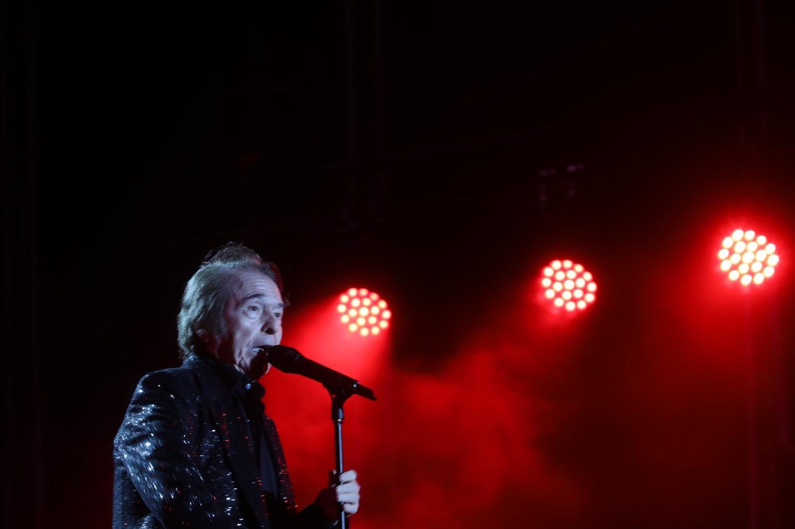 Fotos: Las imágenes del concierto de Raphael en Concert Music Festival