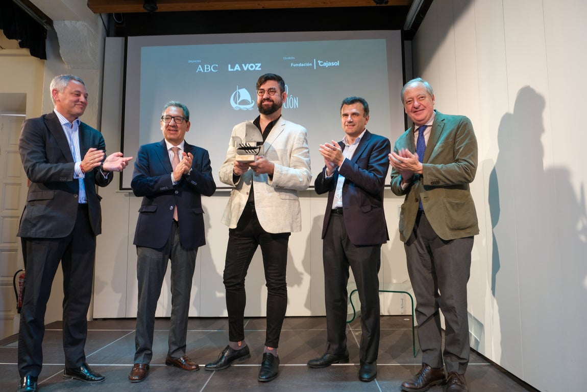 Las imágenes del acto de entrega del premio Gaditano de Adopción