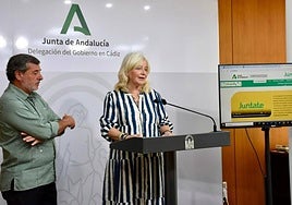 La Junta presenta en Cádiz el teléfono contra la soledad no deseada en personas mayores