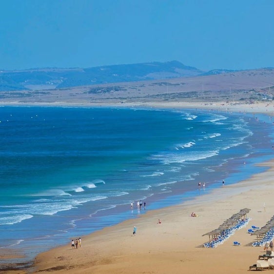 Esta playa de Cádiz es la versión 'low cost' de Punta Cana según una revista: «Aguas cristalinas iguales a las del Caribe»
