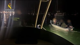 La Guardia Civil incauta en Cádiz más de 4.000 litros de gasolina como media por día a los surtidores de los narcos