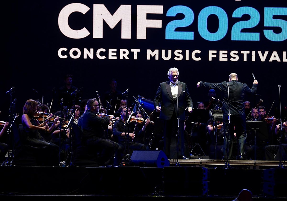 Plácido Domingo, en un momento de la actuación este domingo