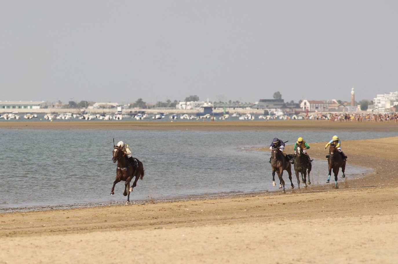 Fotos: Las Carreras de Caballos de Sanlúcar dan sus primeras galopadas