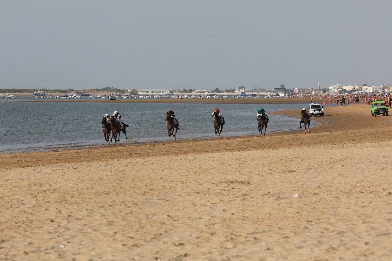 Fotos: Las Carreras de Caballos de Sanlúcar dan sus primeras galopadas