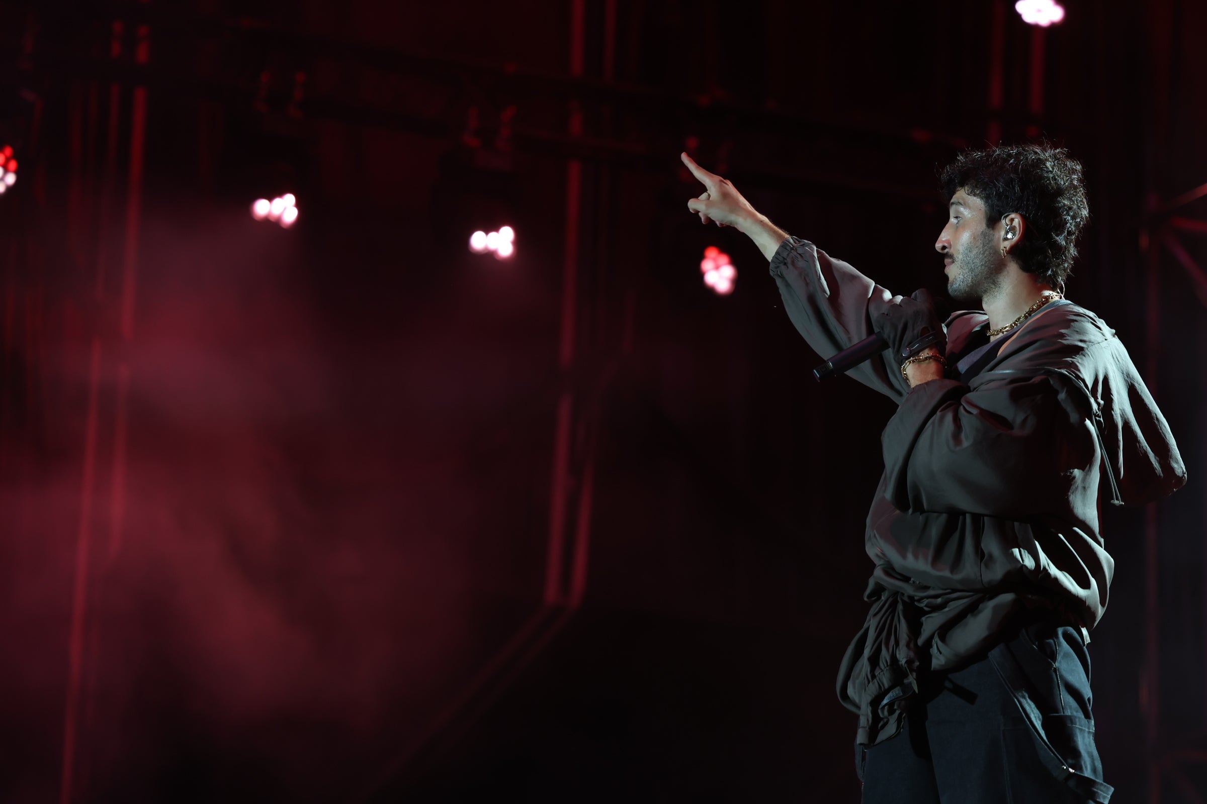 Sebastián Yatra, ritmo y romance frente al mar en Concert Music Festival
