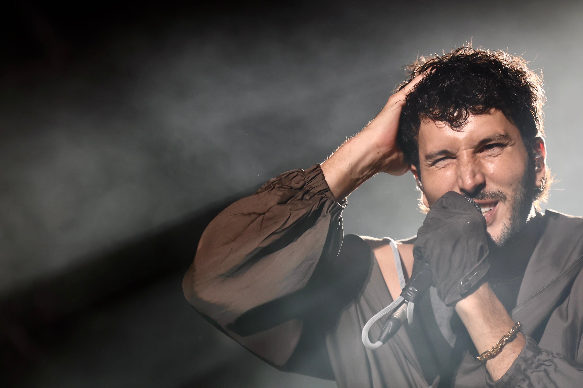 Sebastián Yatra, ritmo y romance frente al mar en Concert Music Festival