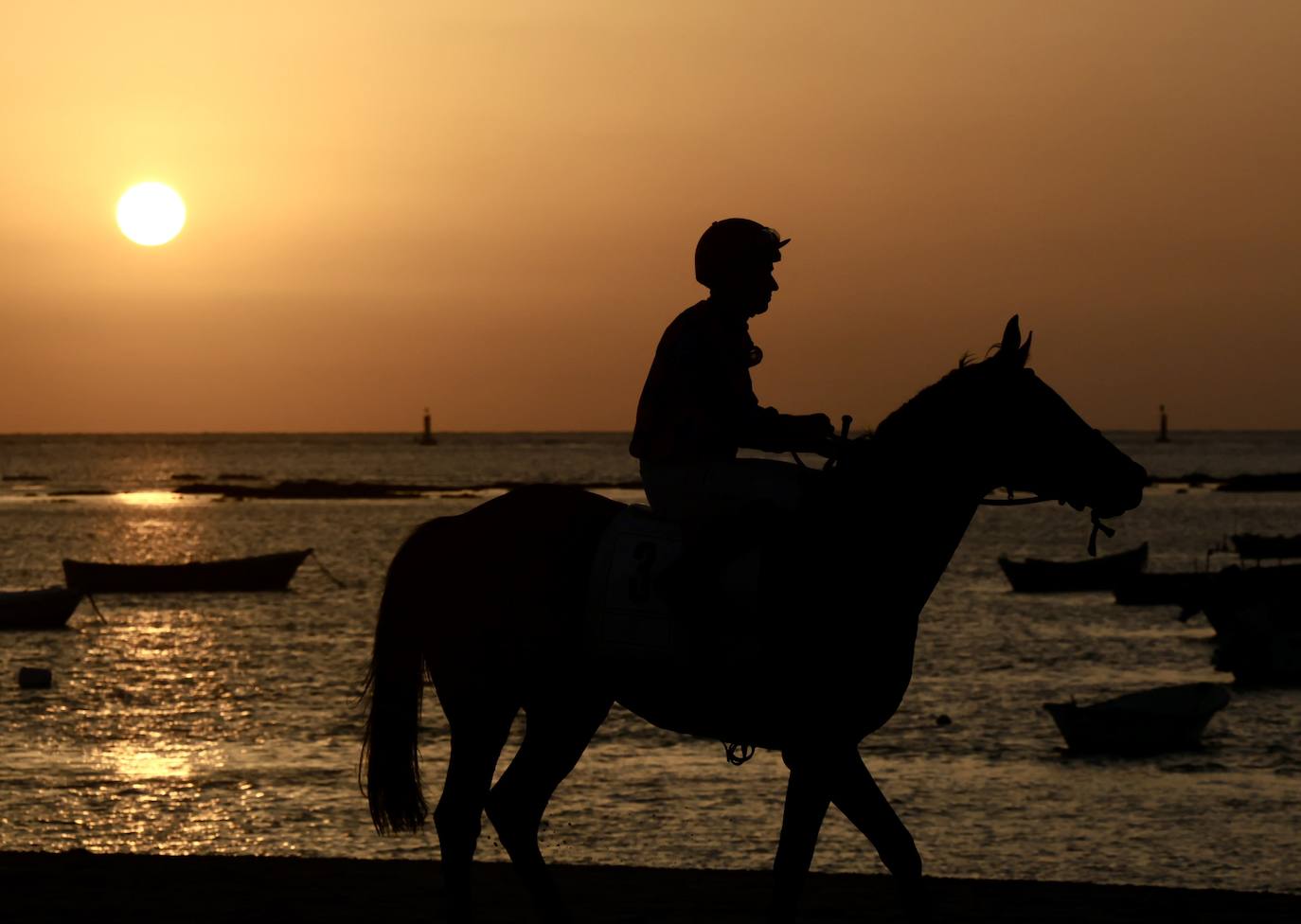 Fotos: Así ha sido el primer ciclo de la Carreras de Caballos de Sanlúcar 2025